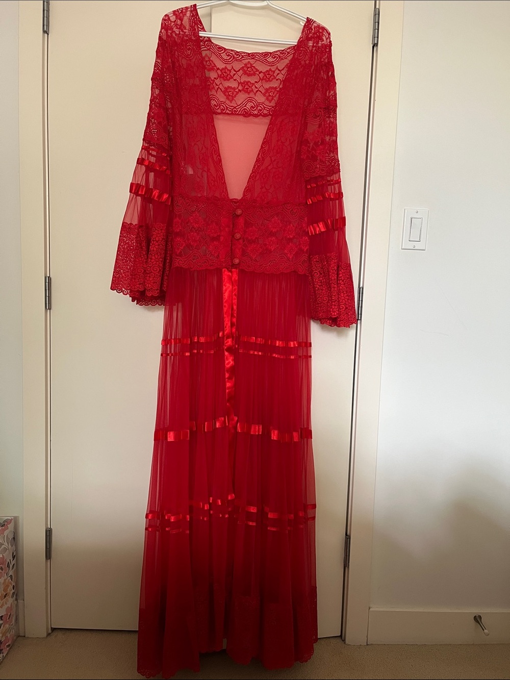 Sexy Vintage Floor Length Sheer Red Lace Robe